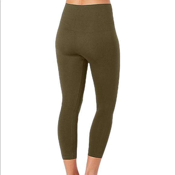 Spanx Look At Me Now Olive Green Crop Leggings Size 1X - Picture 3 of 8